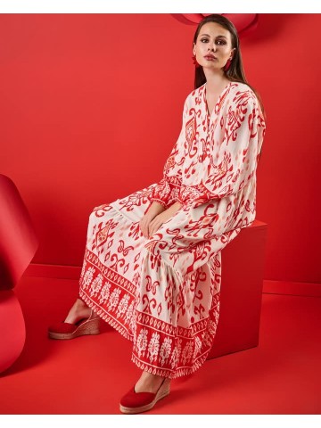 Φόρεμα εμπριμε με v ντεκολτέ 