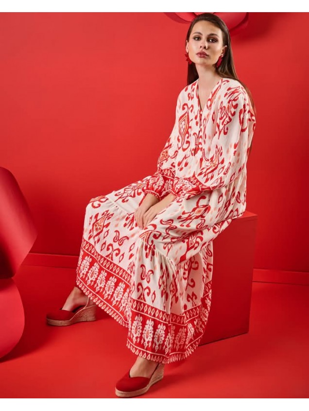 Φόρεμα εμπριμε με v ντεκολτέ 